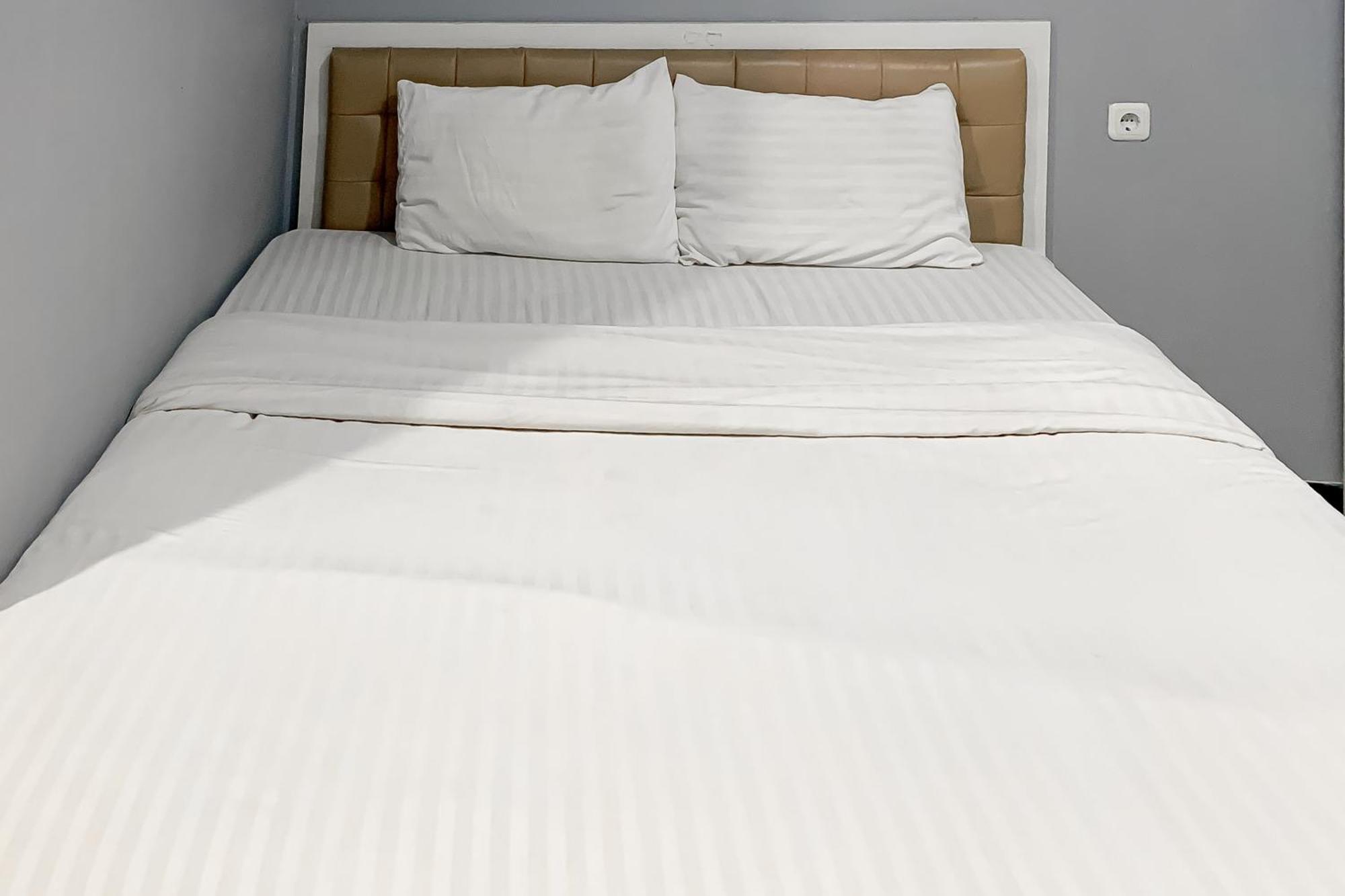 Karins Guesthouse Syariah Redpartner Bandung Exteriör bild