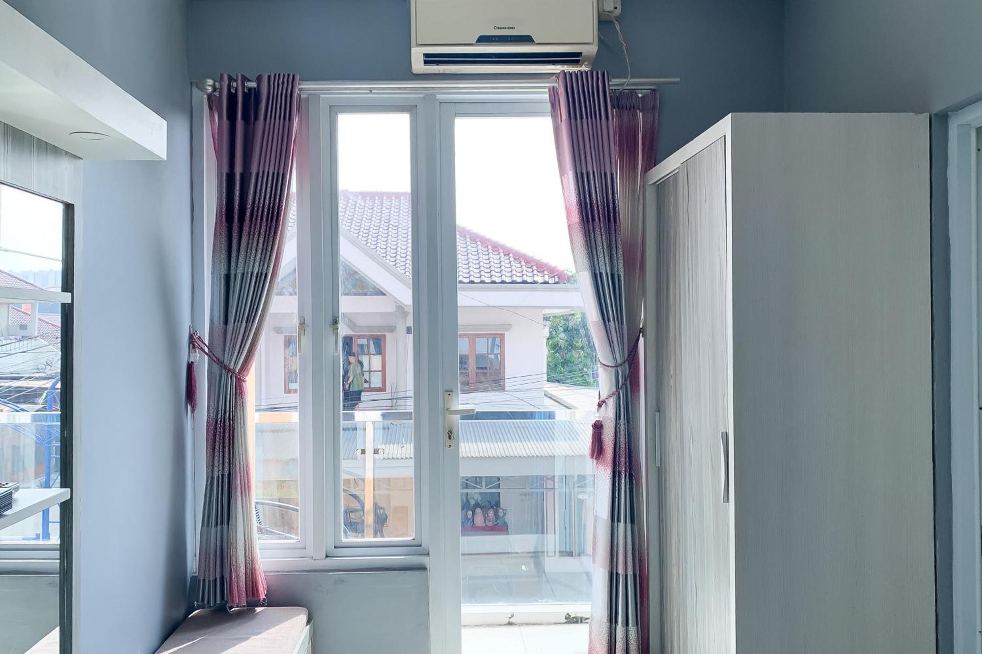 Karins Guesthouse Syariah Redpartner Bandung Exteriör bild